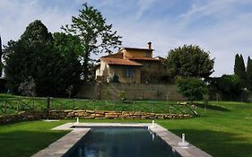 Teruzzi Apartments
